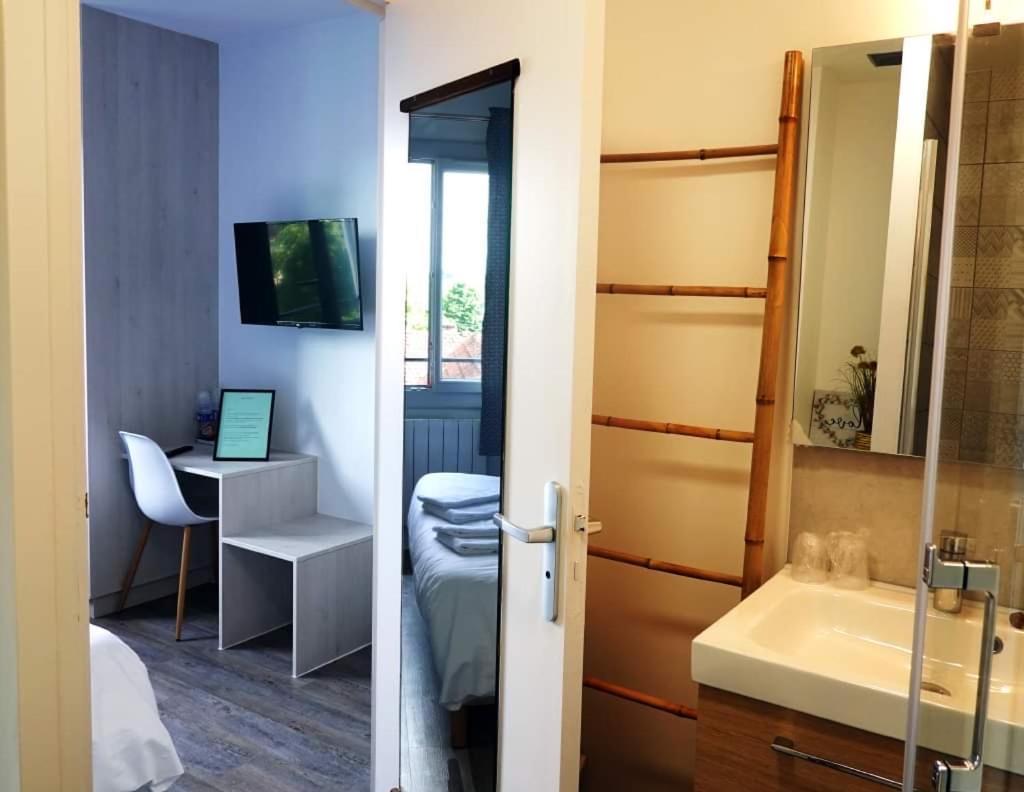 Hotel La Grotte Sagy  Kültér fotó